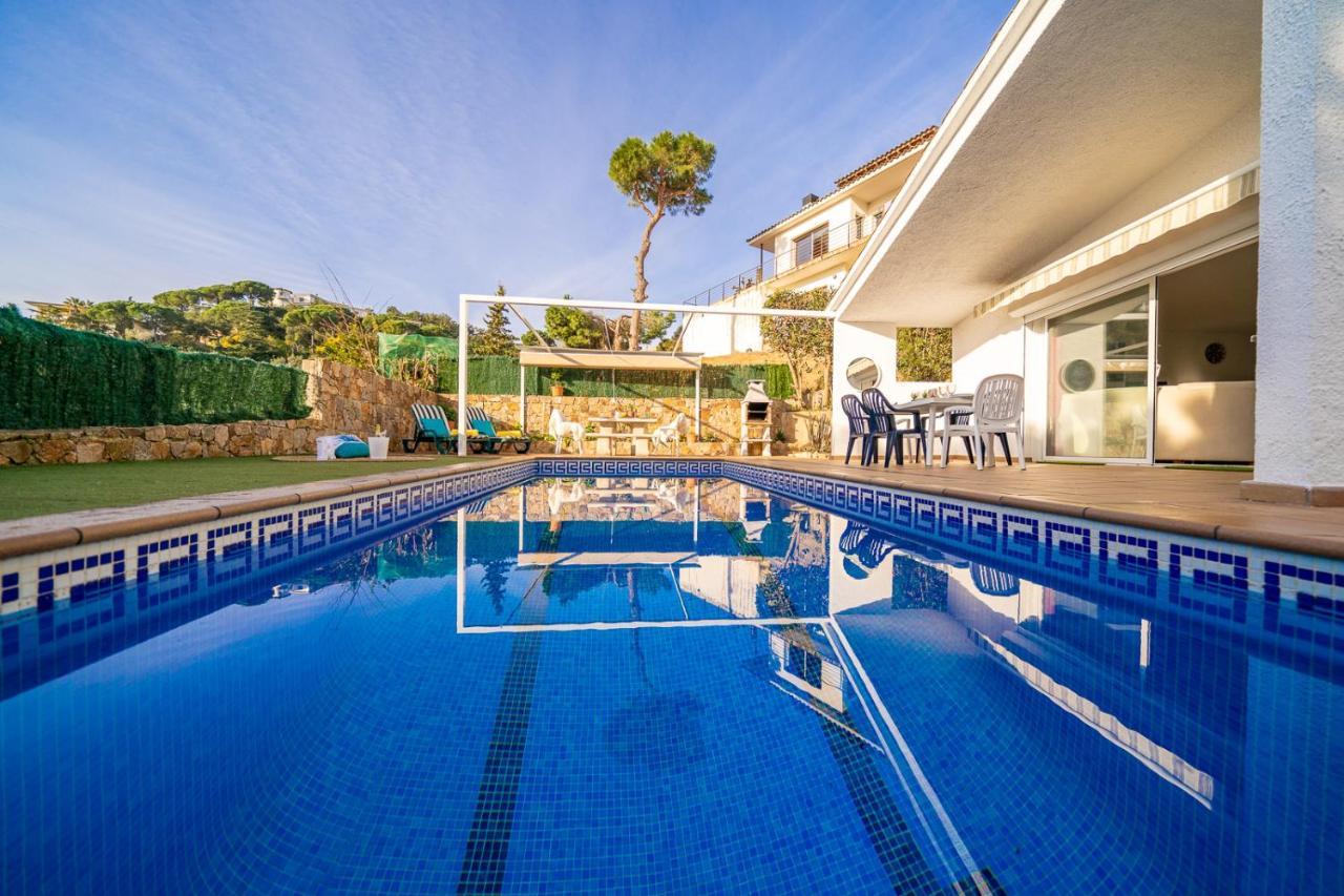Villa Natura Lux, Piscina Privada Y Zona Exterior Тоса де Мар Екстериор снимка